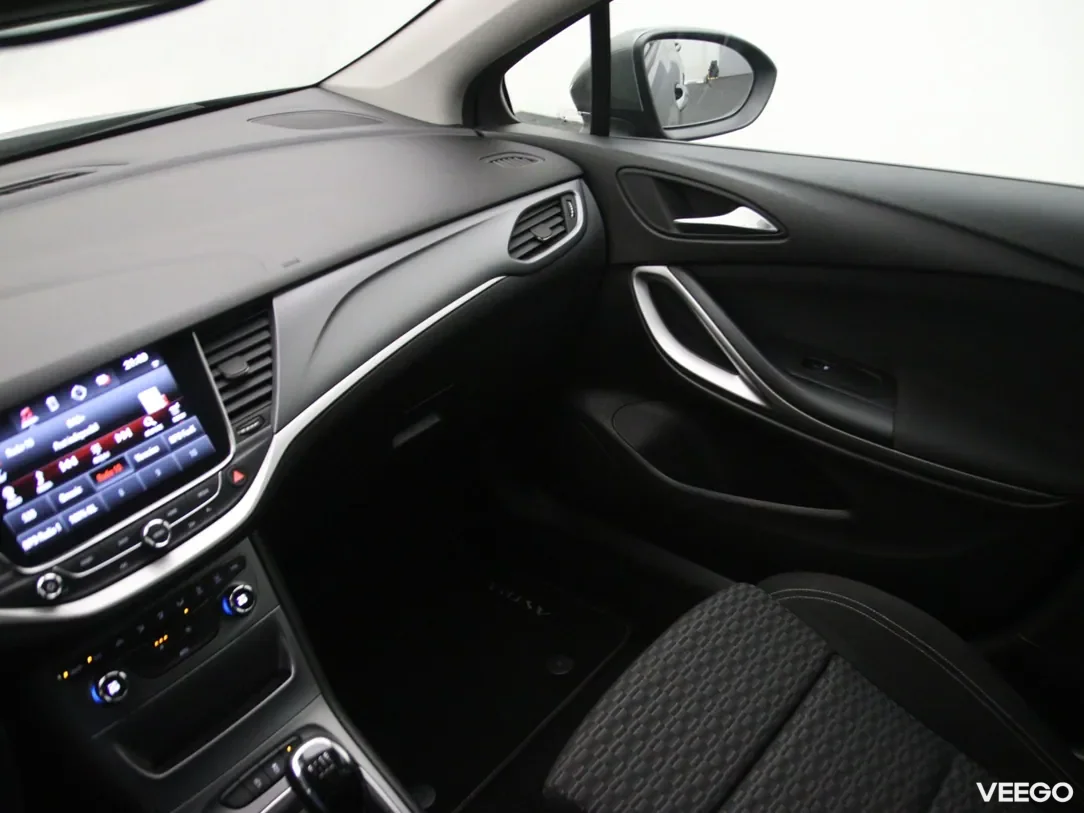 Opel Astra 1.6 81kW