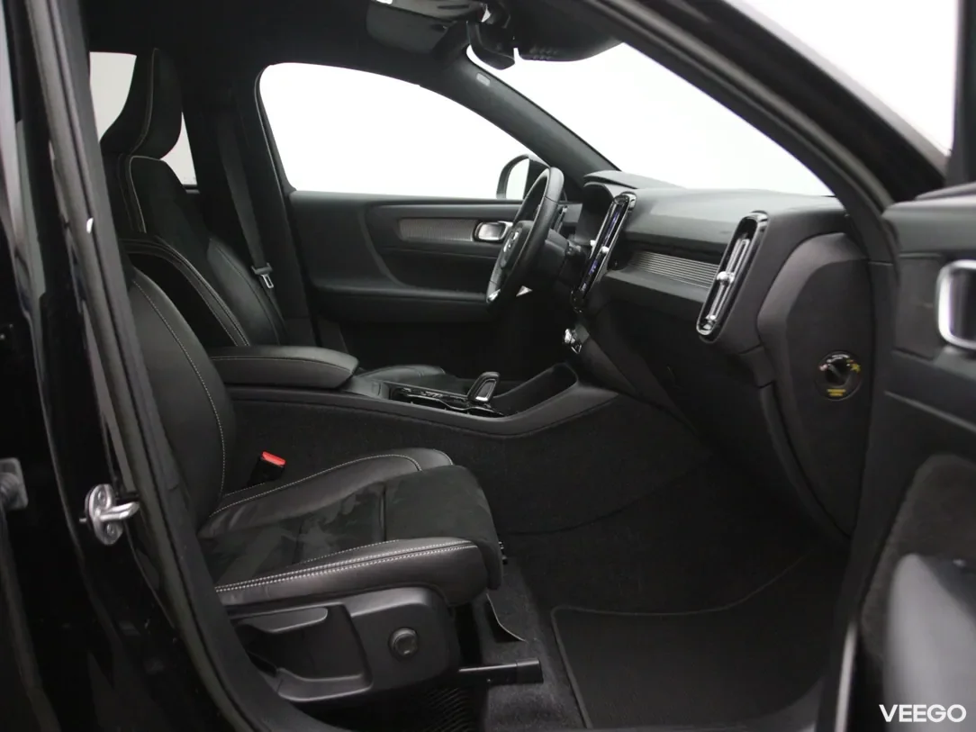 Volvo XC40 2 120kW