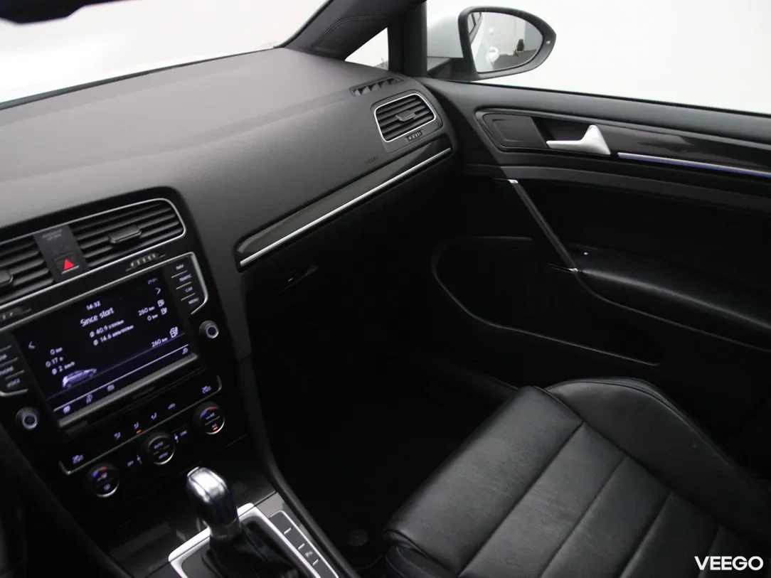 Volkswagen Golf 1.4 150kW
