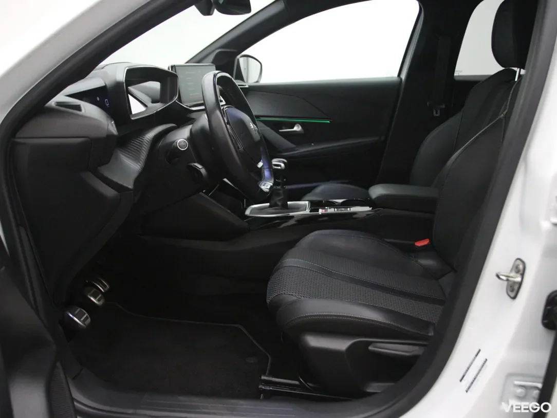 Peugeot 208 1.2 74kW
