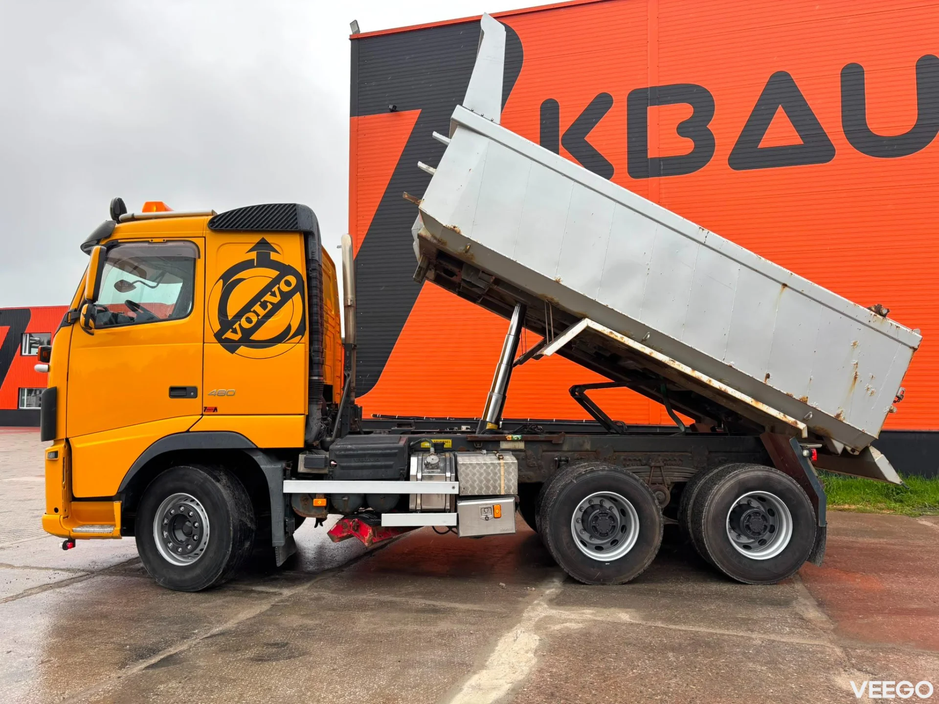 Volvo FH480 UNDERBODY SCARPER / SNOWPLOW EQUIPMENT 480kW