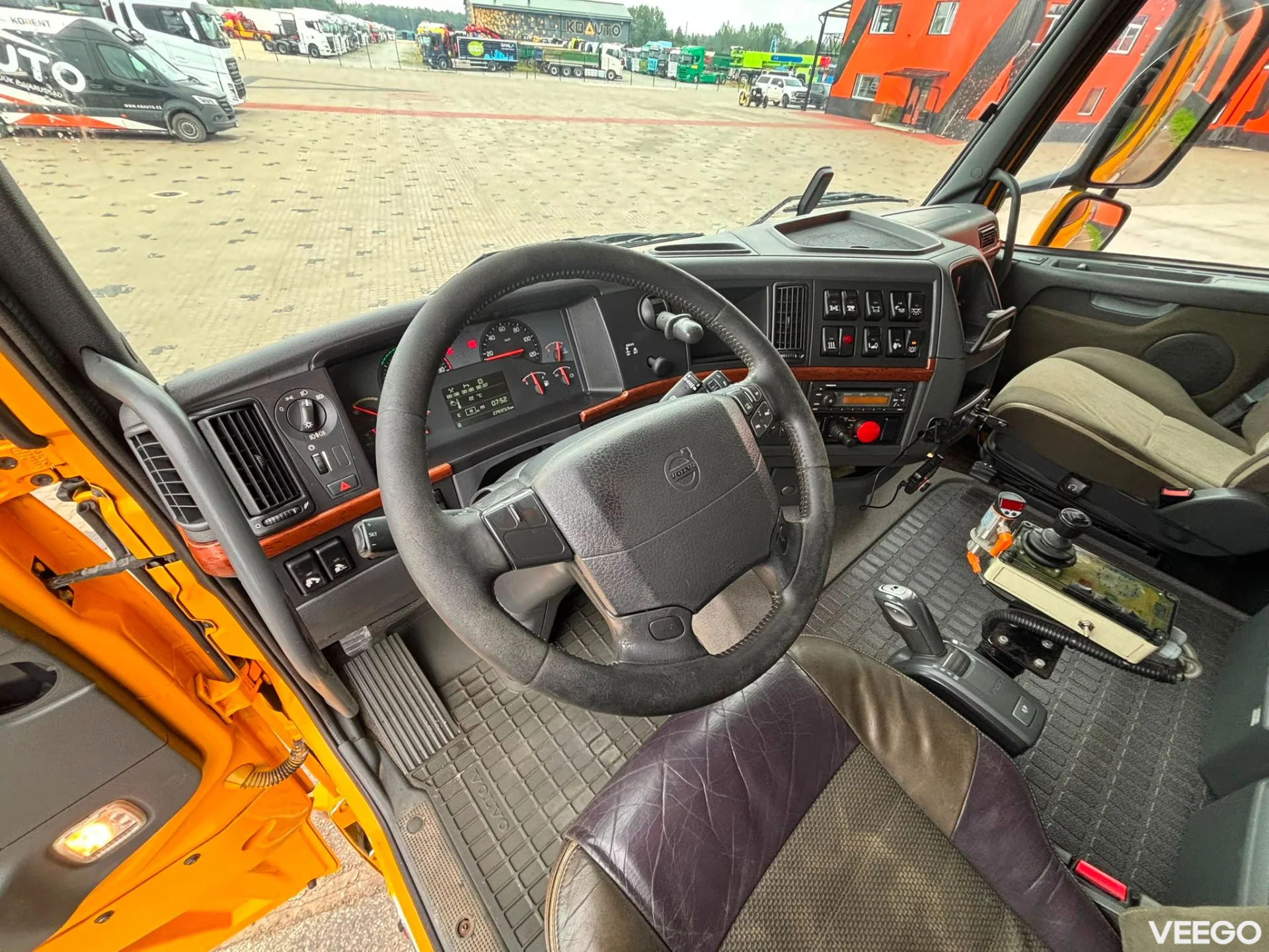 Volvo FH480 UNDERBODY SCARPER / SNOWPLOW EQUIPMENT 480kW