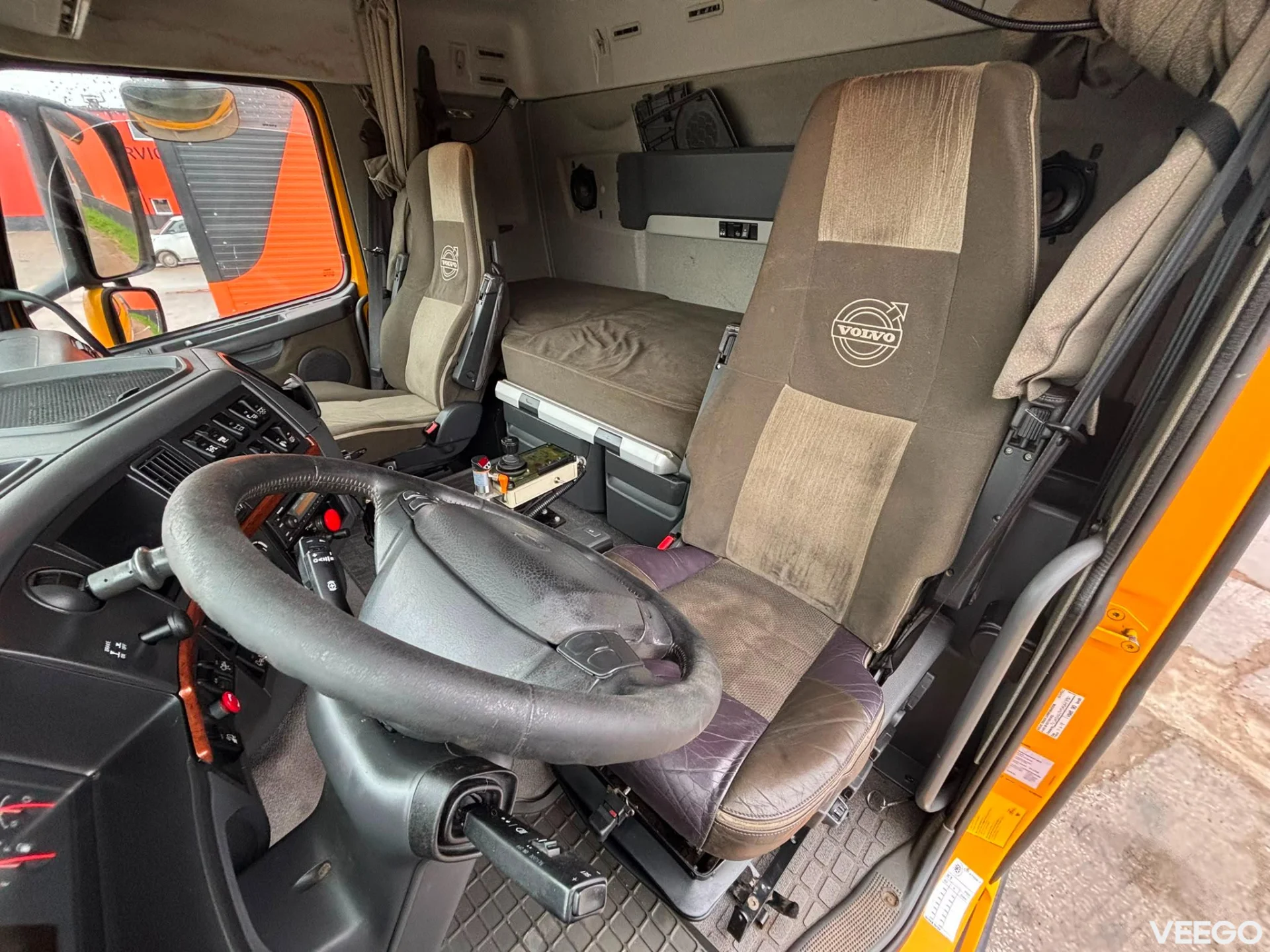 Volvo FH480 UNDERBODY SCARPER / SNOWPLOW EQUIPMENT 480kW