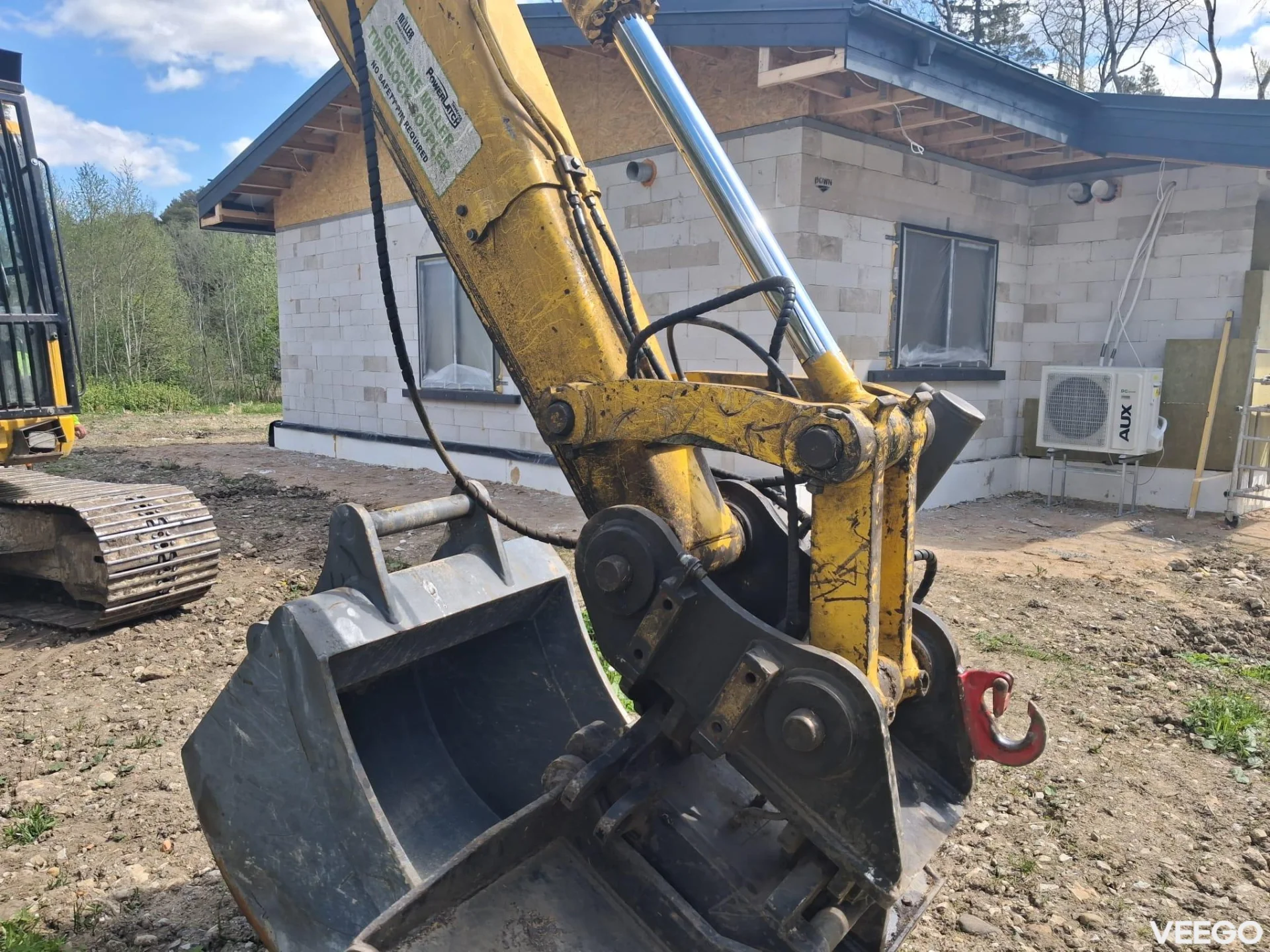 Komatsu PC138 kW