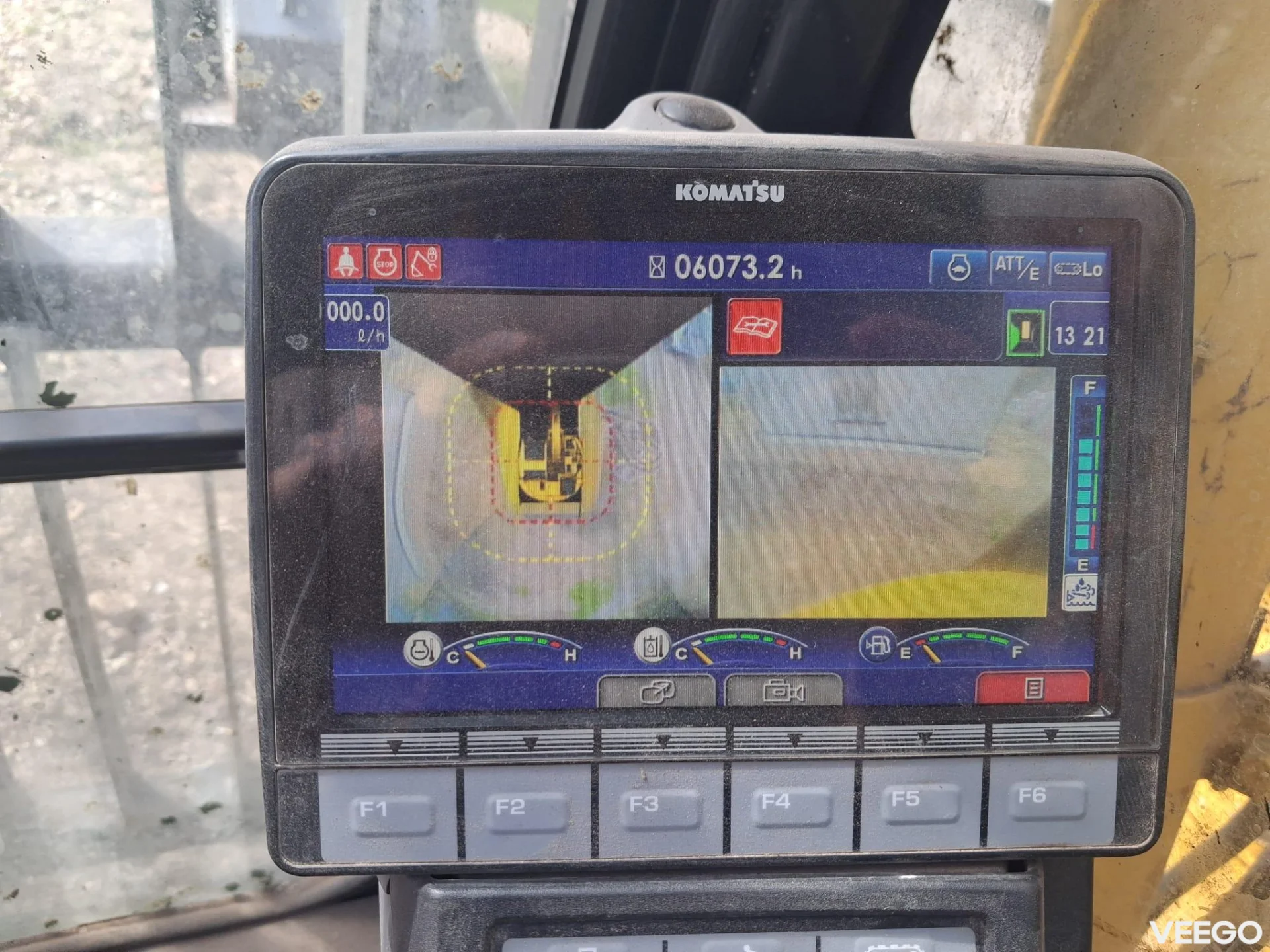 Komatsu PC138 kW