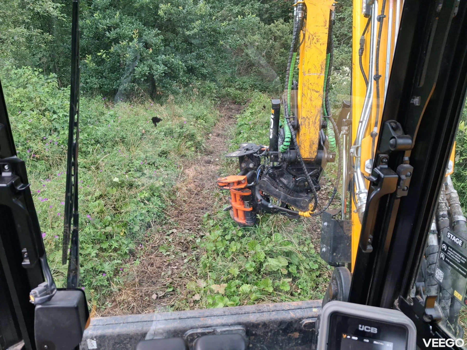 JCB 85Z-2 Rototilt Guilliotine kW