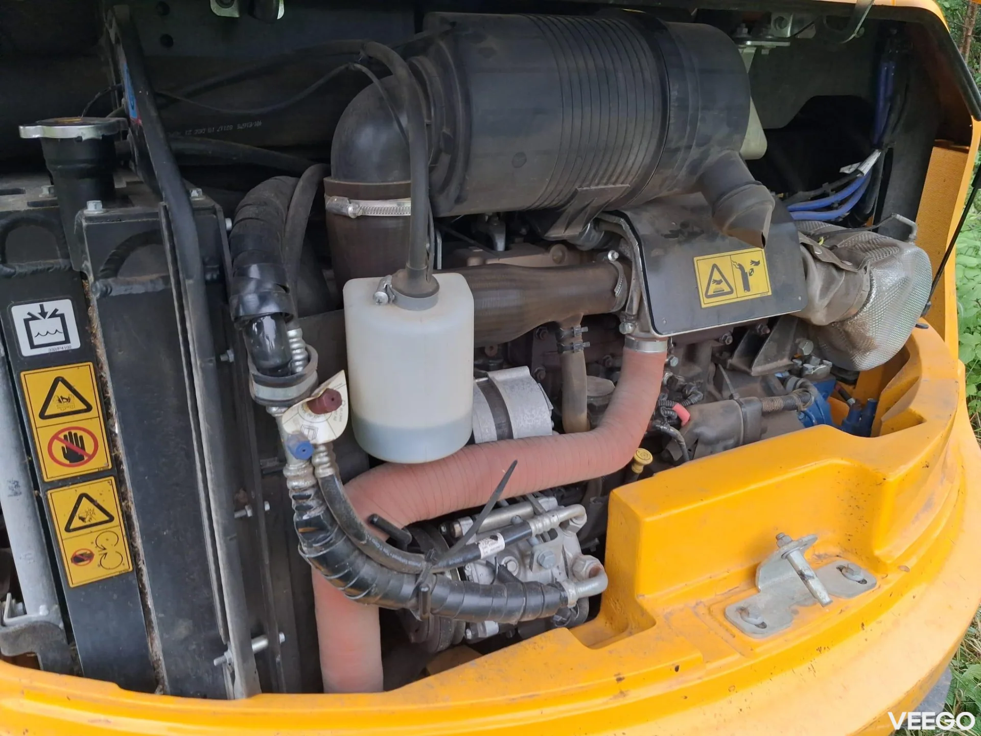 JCB 85Z-2 Rototilt Guilliotine kW