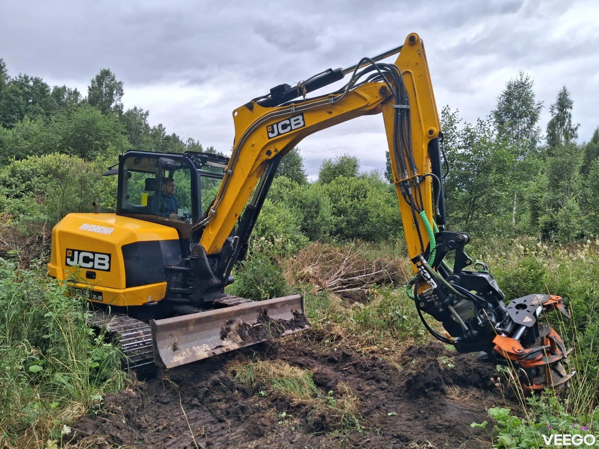 JCB 85Z-2 Rototilt Guilliotine kW