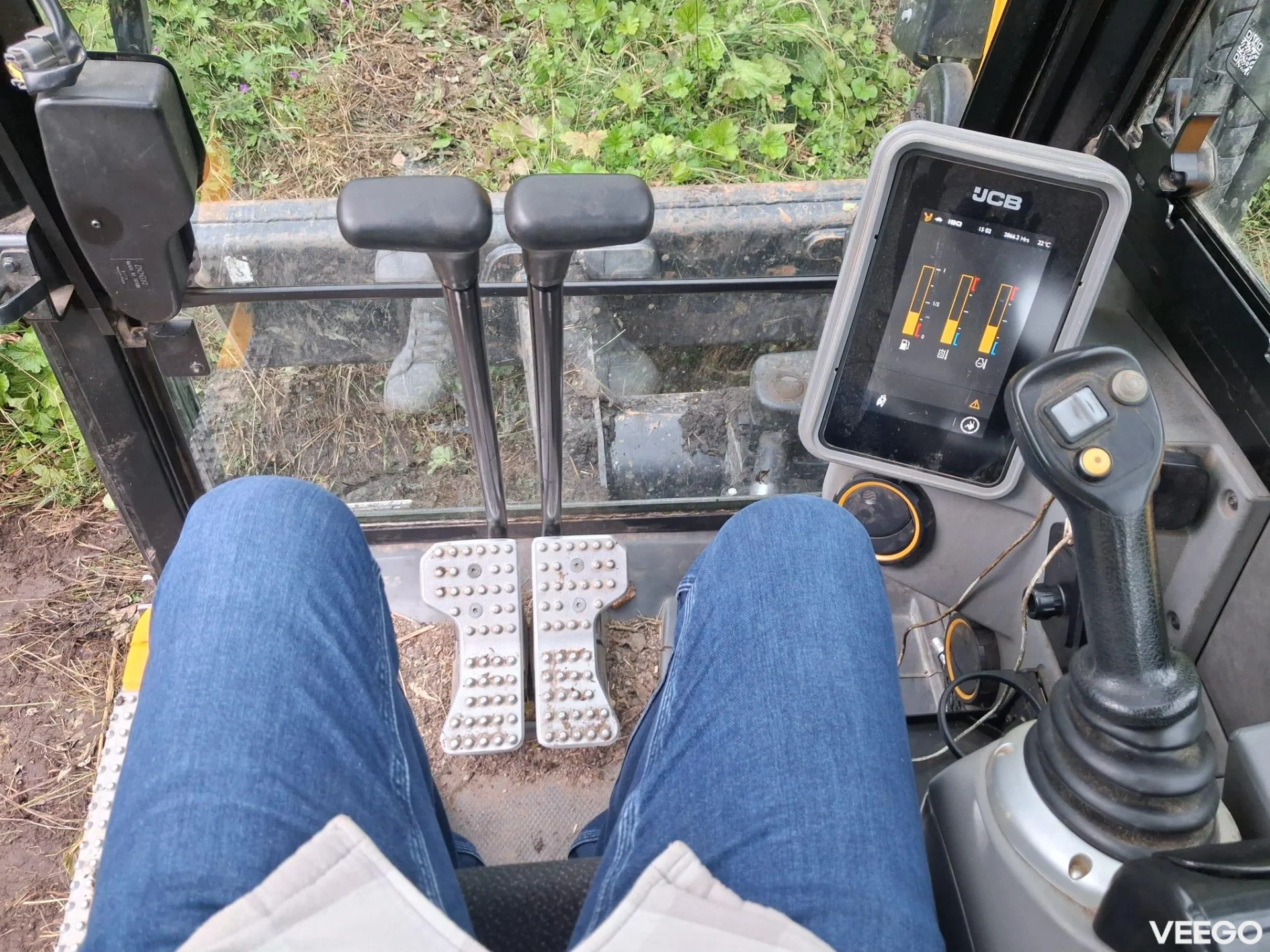 JCB 85Z-2 Rototilt Guilliotine kW