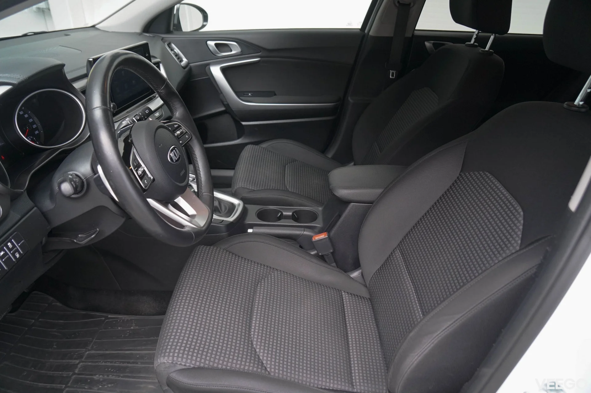 Kia Ceed LX Plus 1.5 118kW