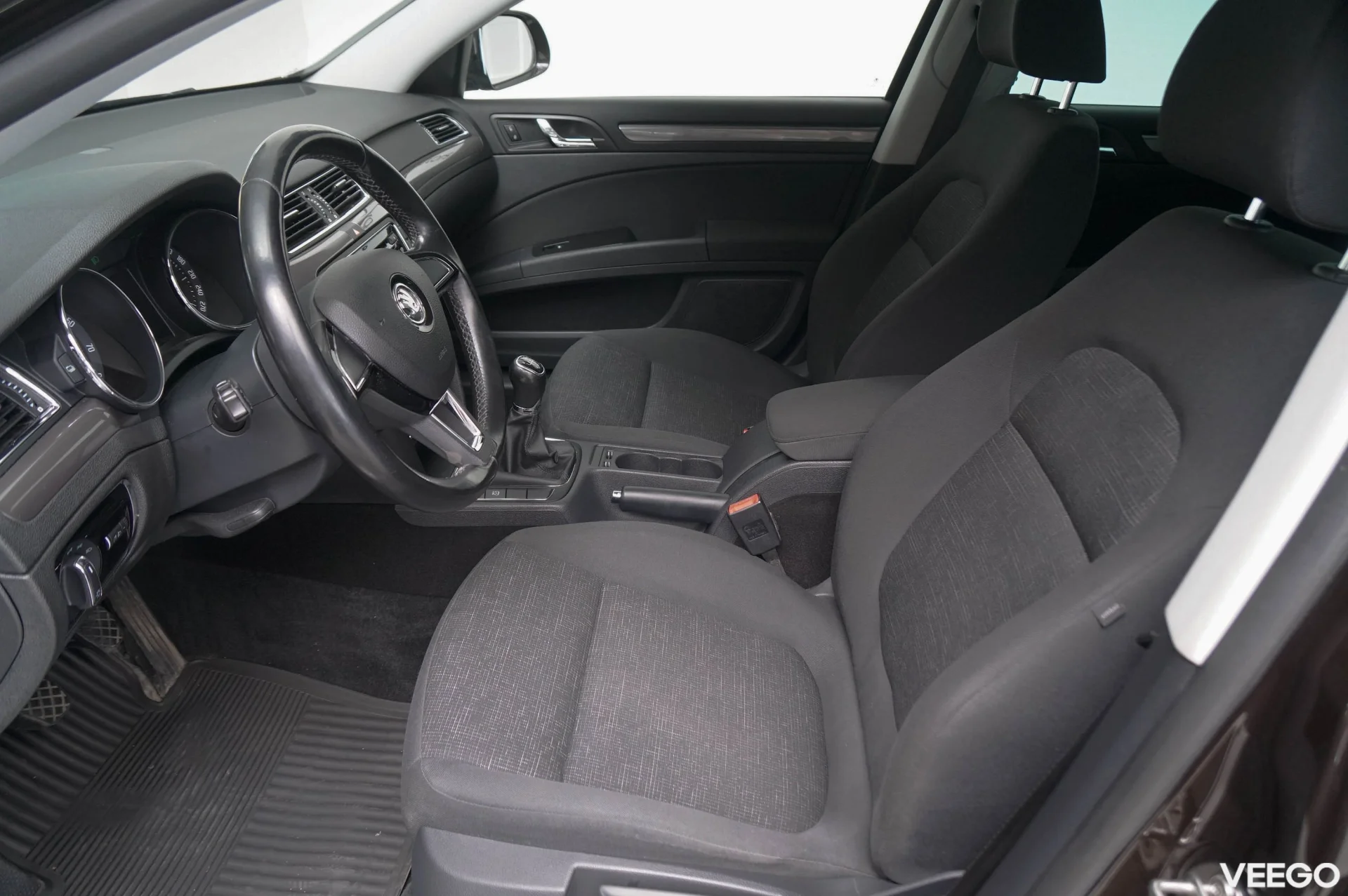 Skoda Superb Active 1.8 118kW