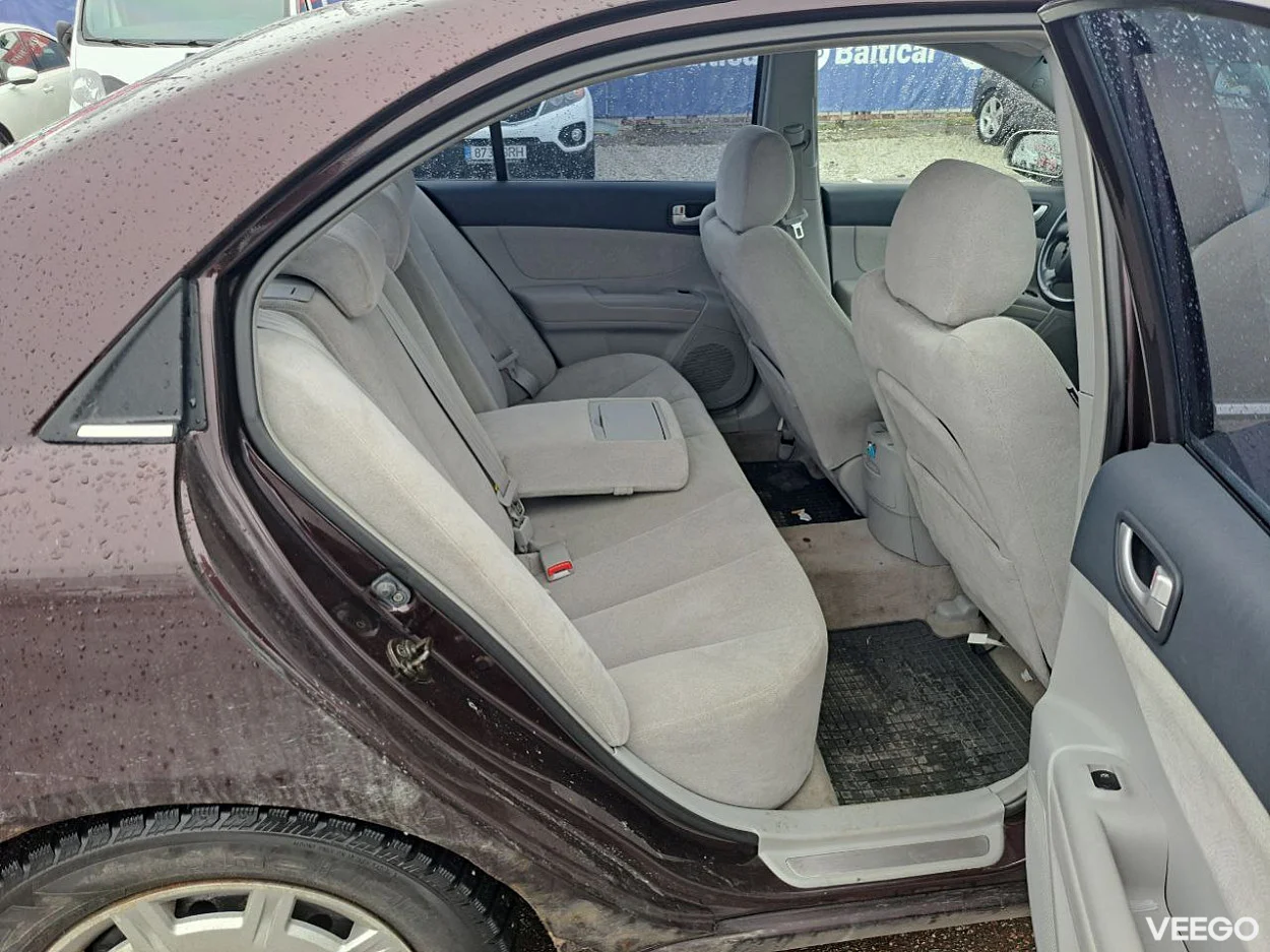 Hyundai Sonata 2.4 119kW