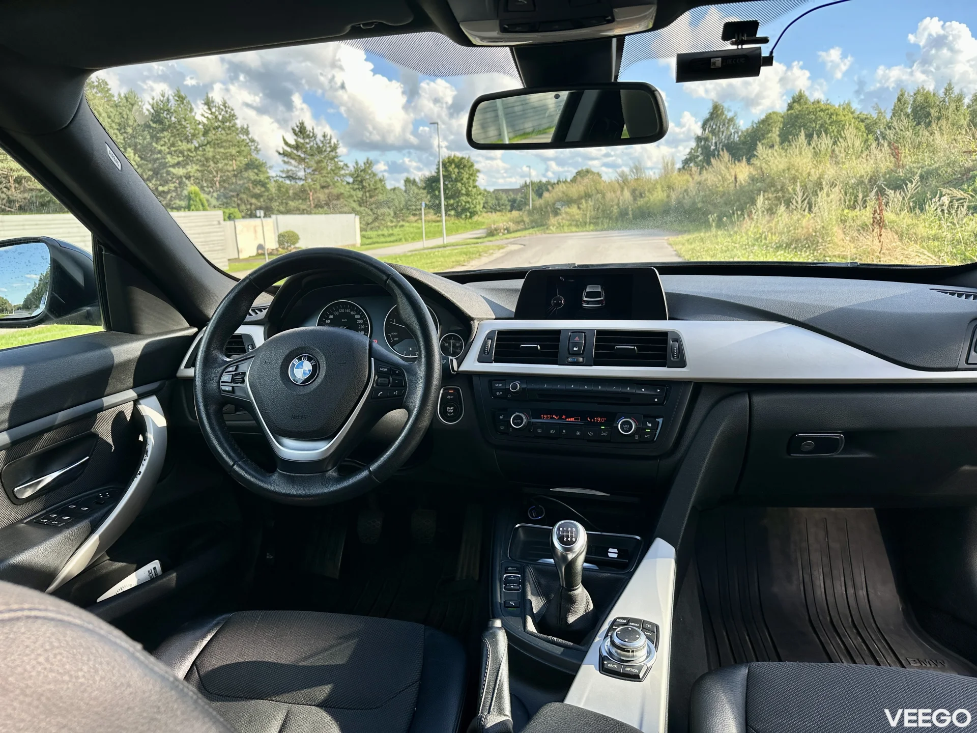 BMW 318 GT 2.0 105kW