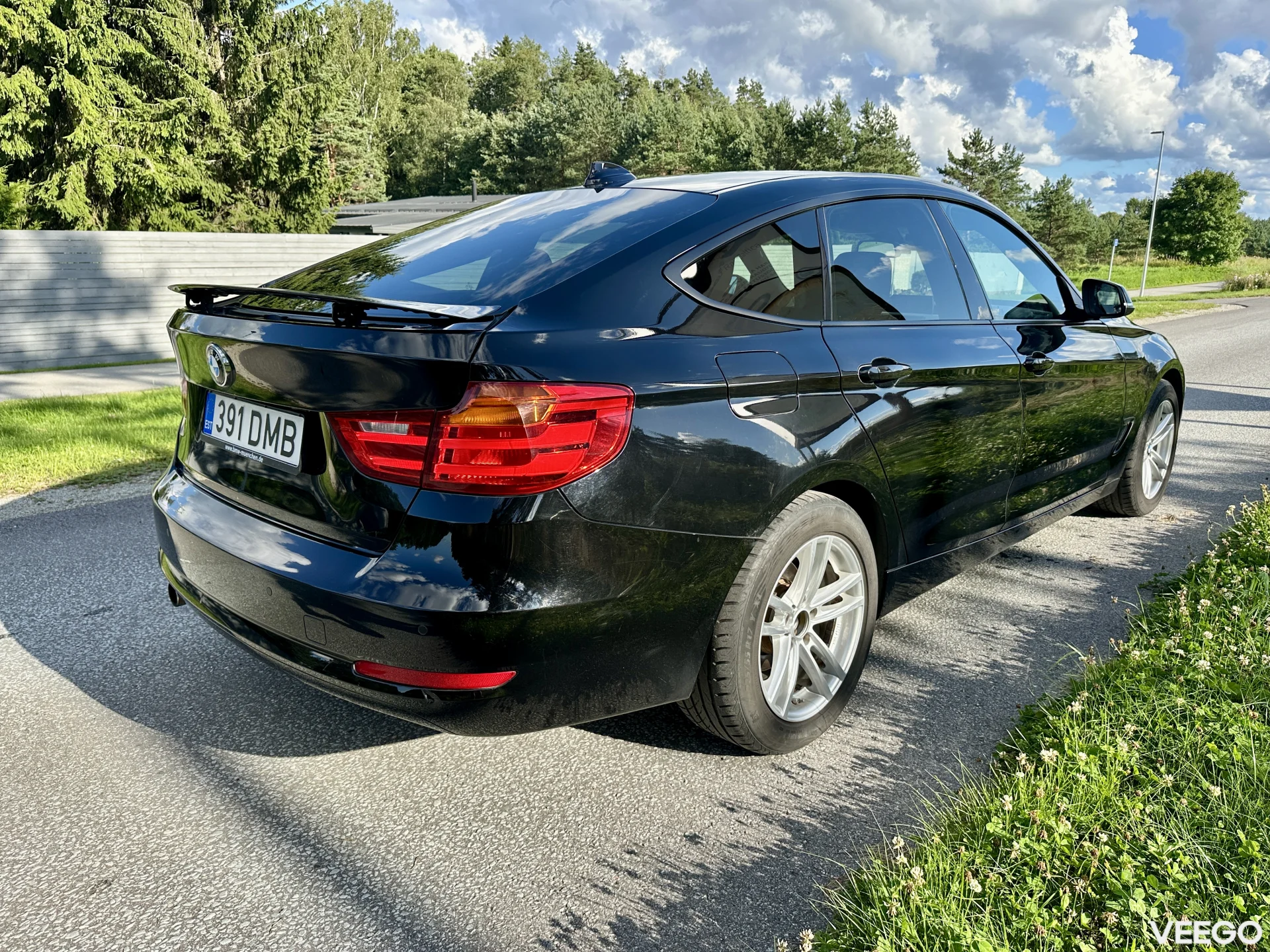 BMW 318 GT 2.0 105kW