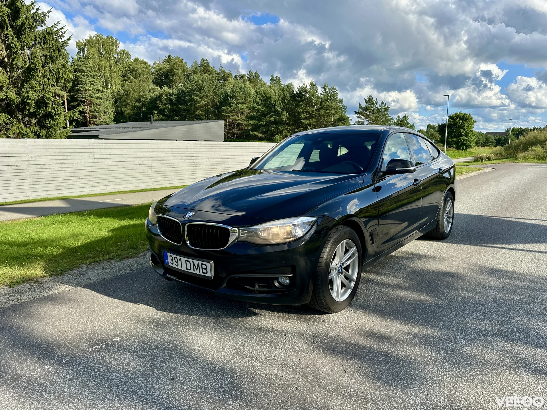 BMW 318 GT 2.0 105kW