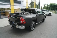 Toyota Hilux Legend Doublecab 2.8 150kW thumbnail