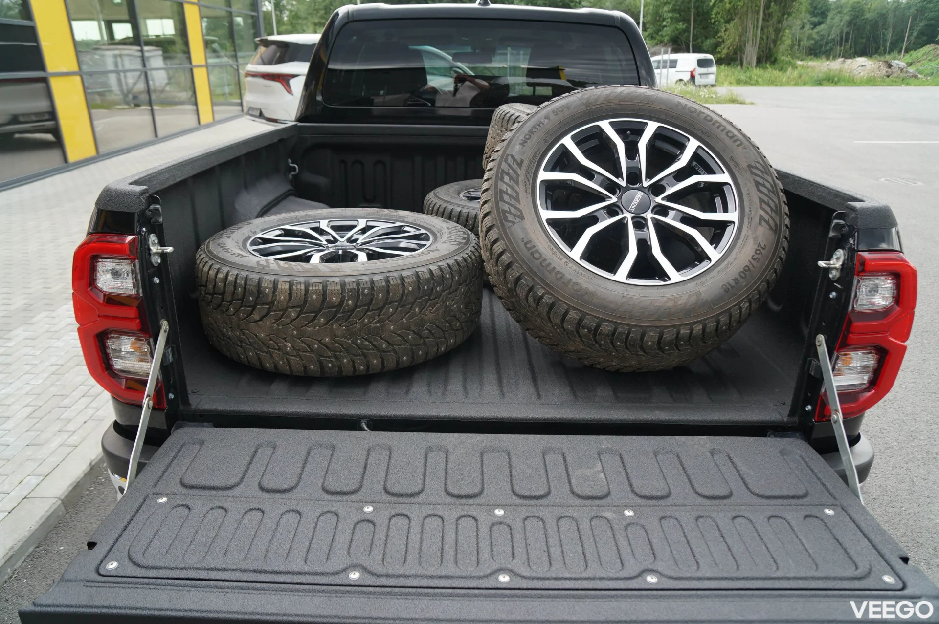 Toyota Hilux Legend Doublecab 2.8 150kW