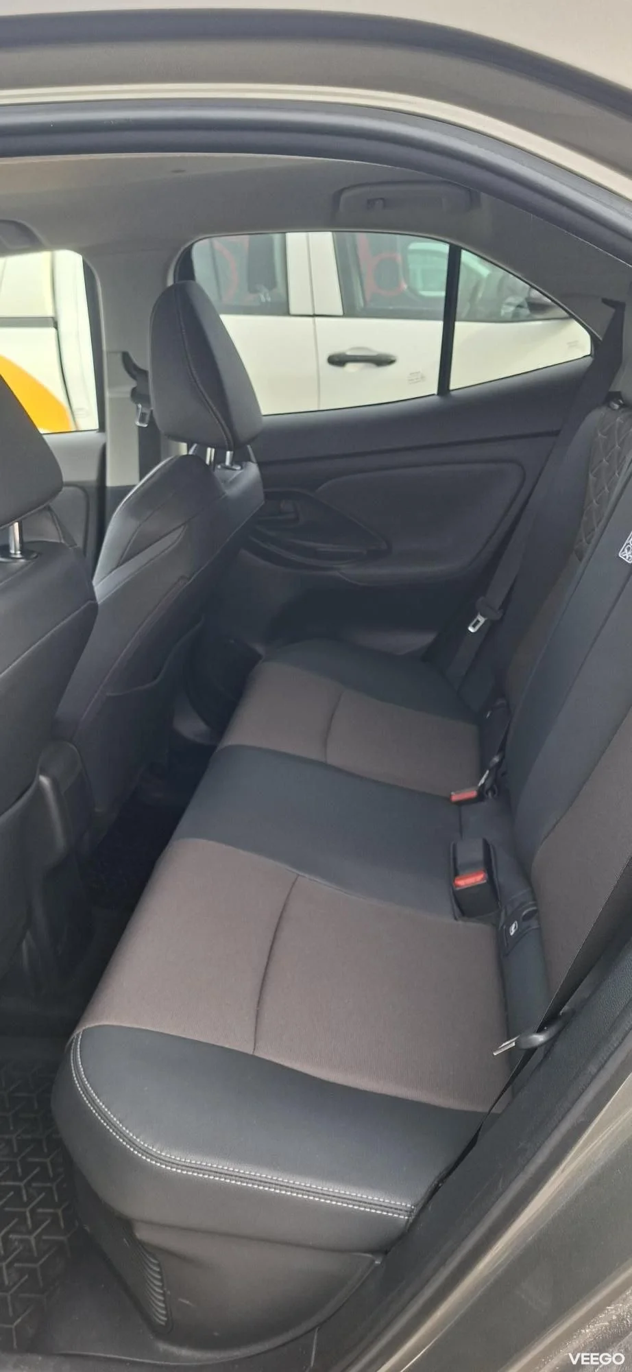 Toyota Yaris Cross Elegant Hybrid FWD 1.5 68kW