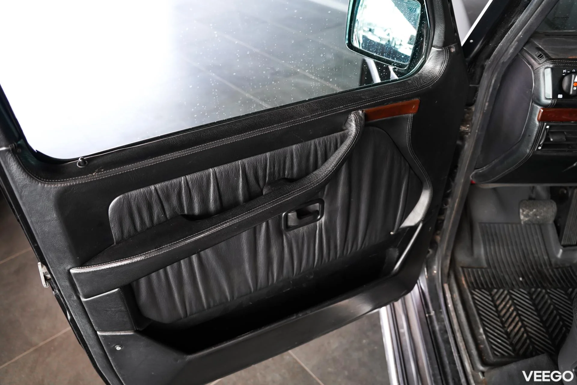 Mercedes-Benz G500 5.0 218kW