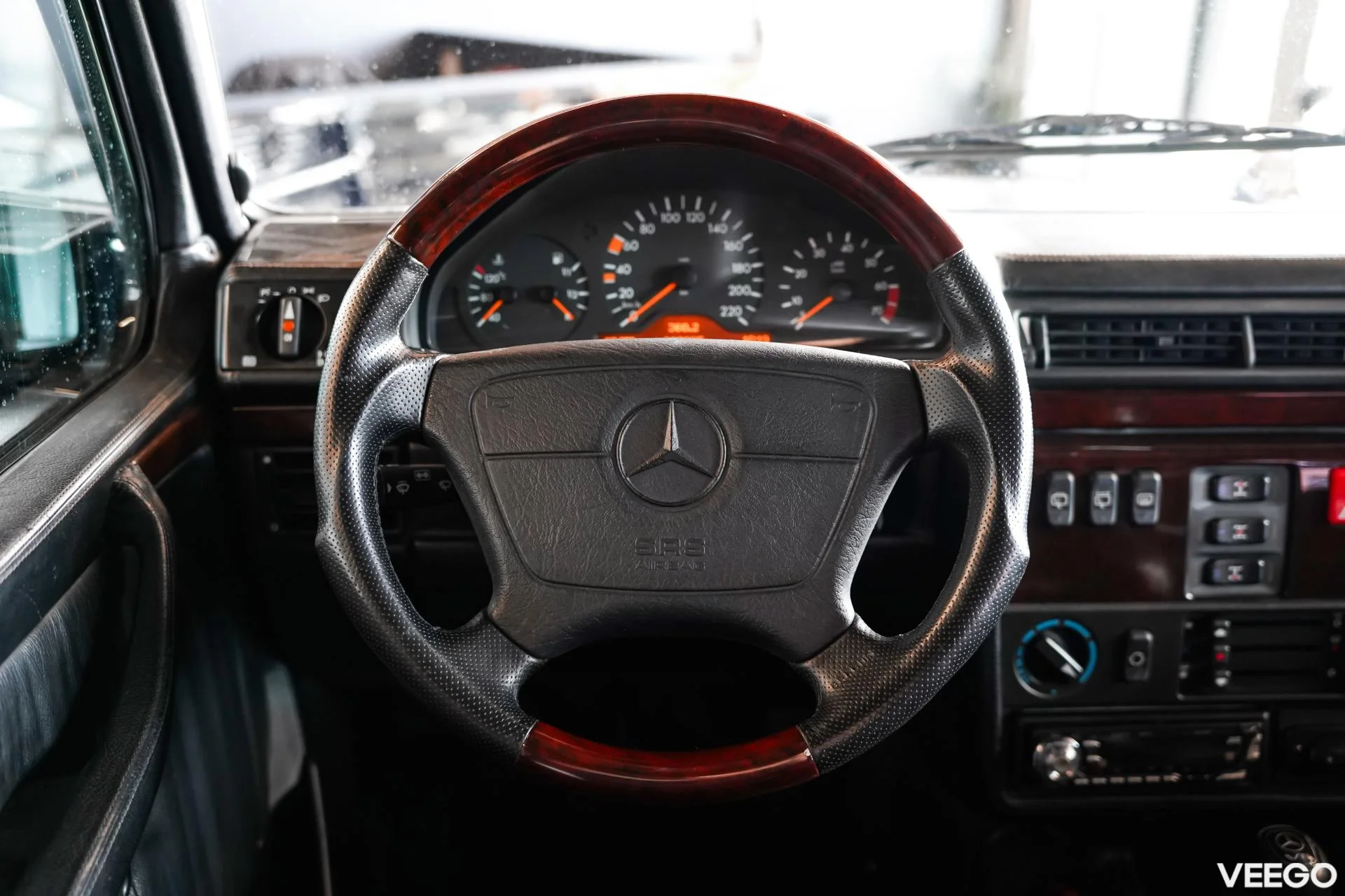 Mercedes-Benz G500 5.0 218kW