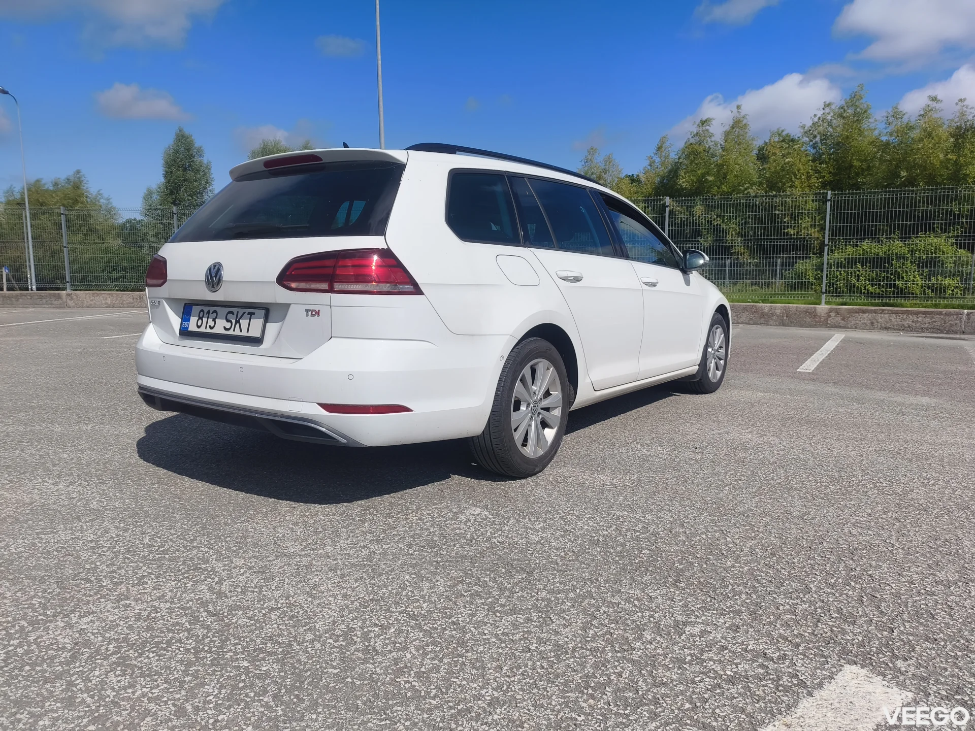 Volkswagen Golf 1.6 85kW