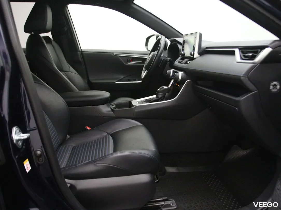 Toyota RAV4 2.5 160kW