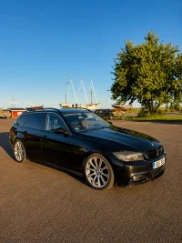 BMW 330 E91 3.0 310kW thumbnail