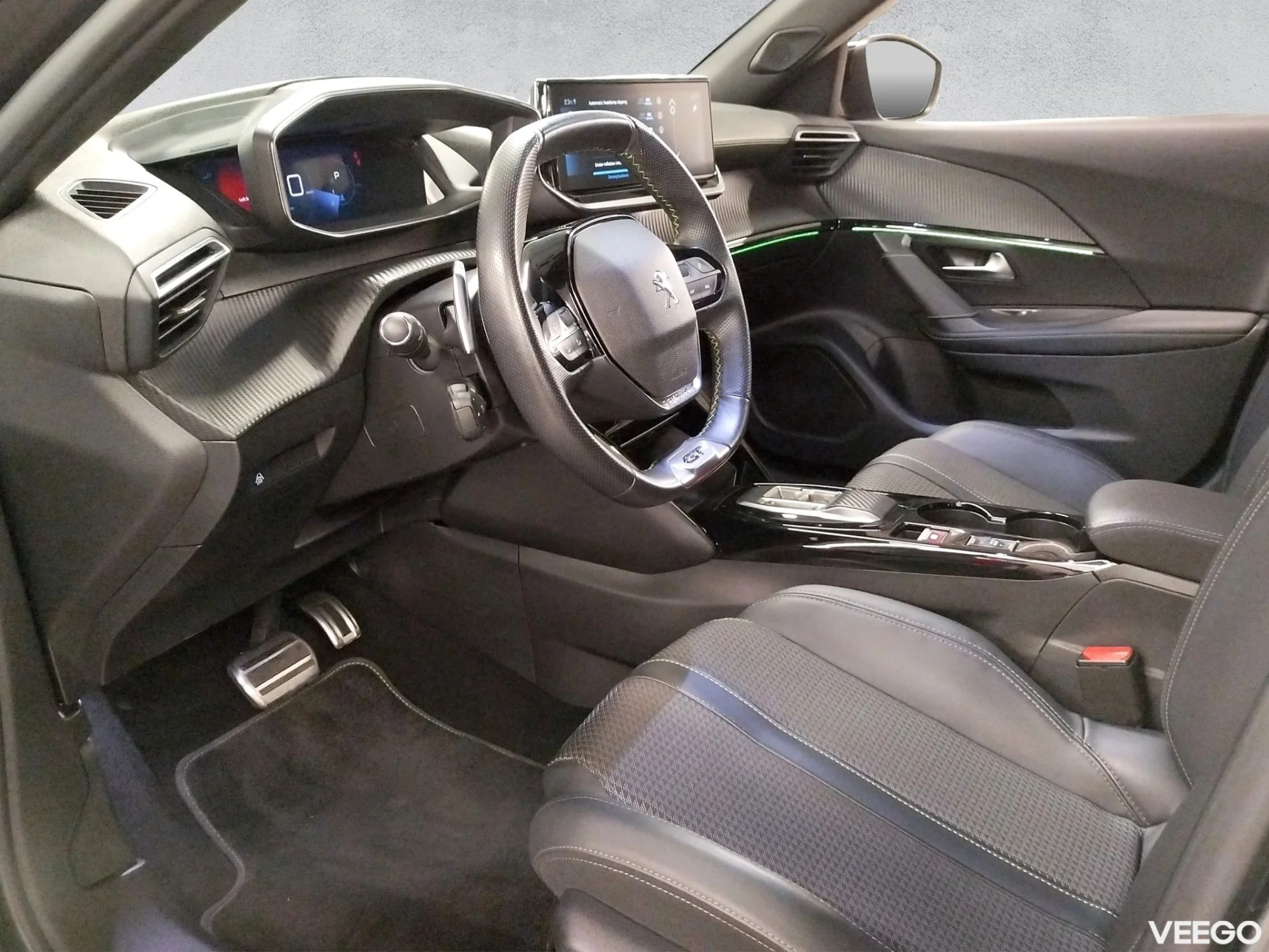 Peugeot 2008 GT BlueHDi 130 AT8 96kW