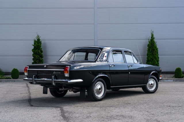Image of GAZ 24 Volga 2.4 70kW