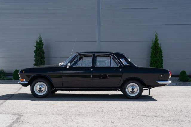 Image of GAZ 24 Volga 2.4 70kW