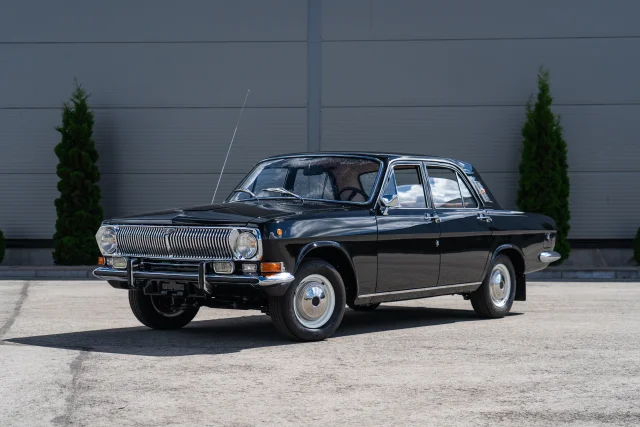 Image of GAZ 24 Volga 2.4 70kW