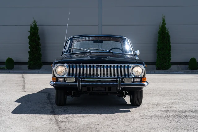 Image of GAZ 24 Volga 2.4 70kW