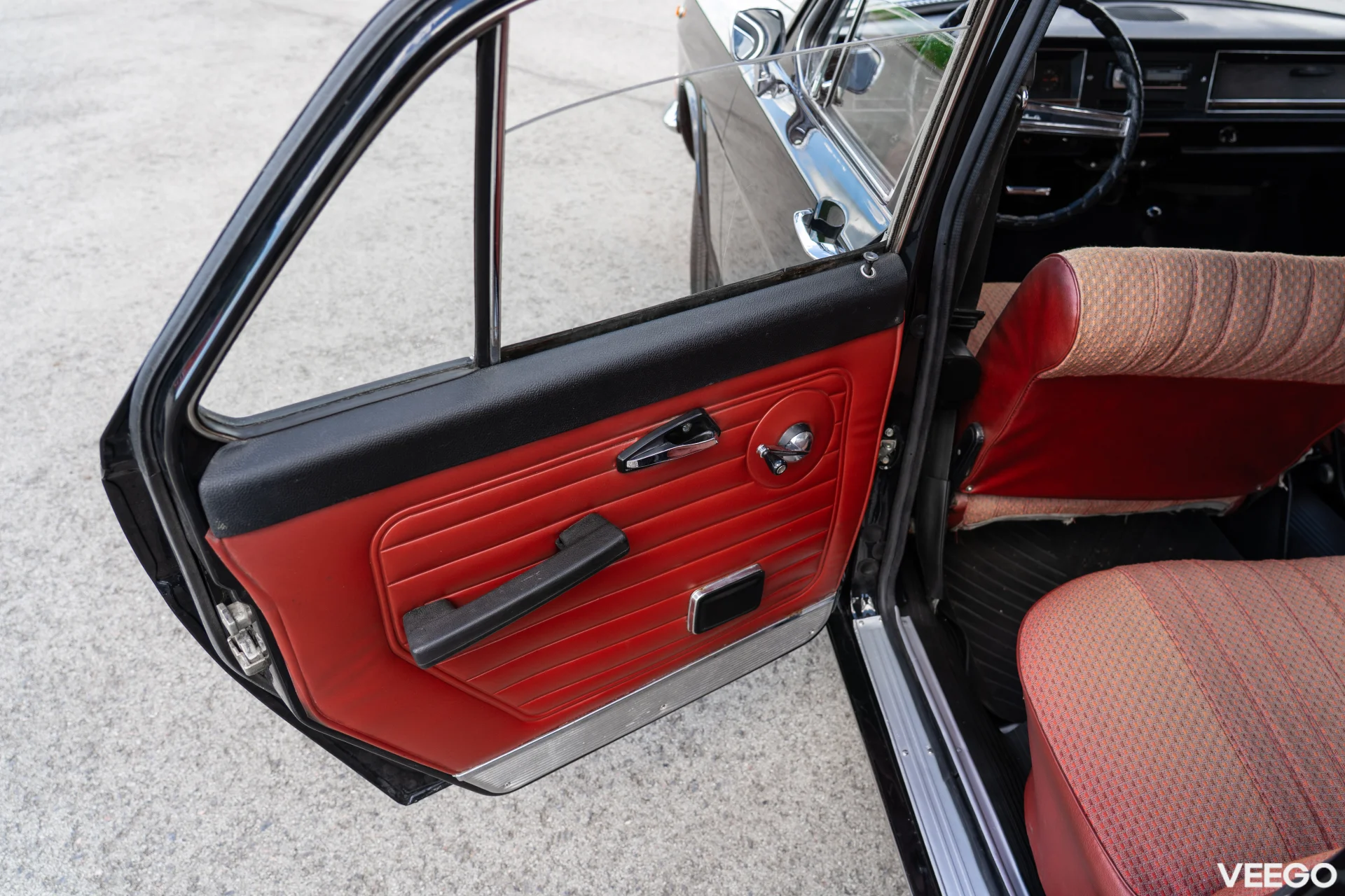 GAZ 24 Volga 2.4 70kW