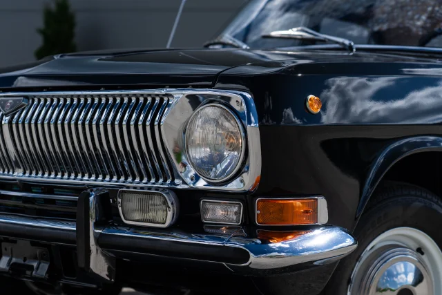 Image of GAZ 24 Volga 2.4 70kW