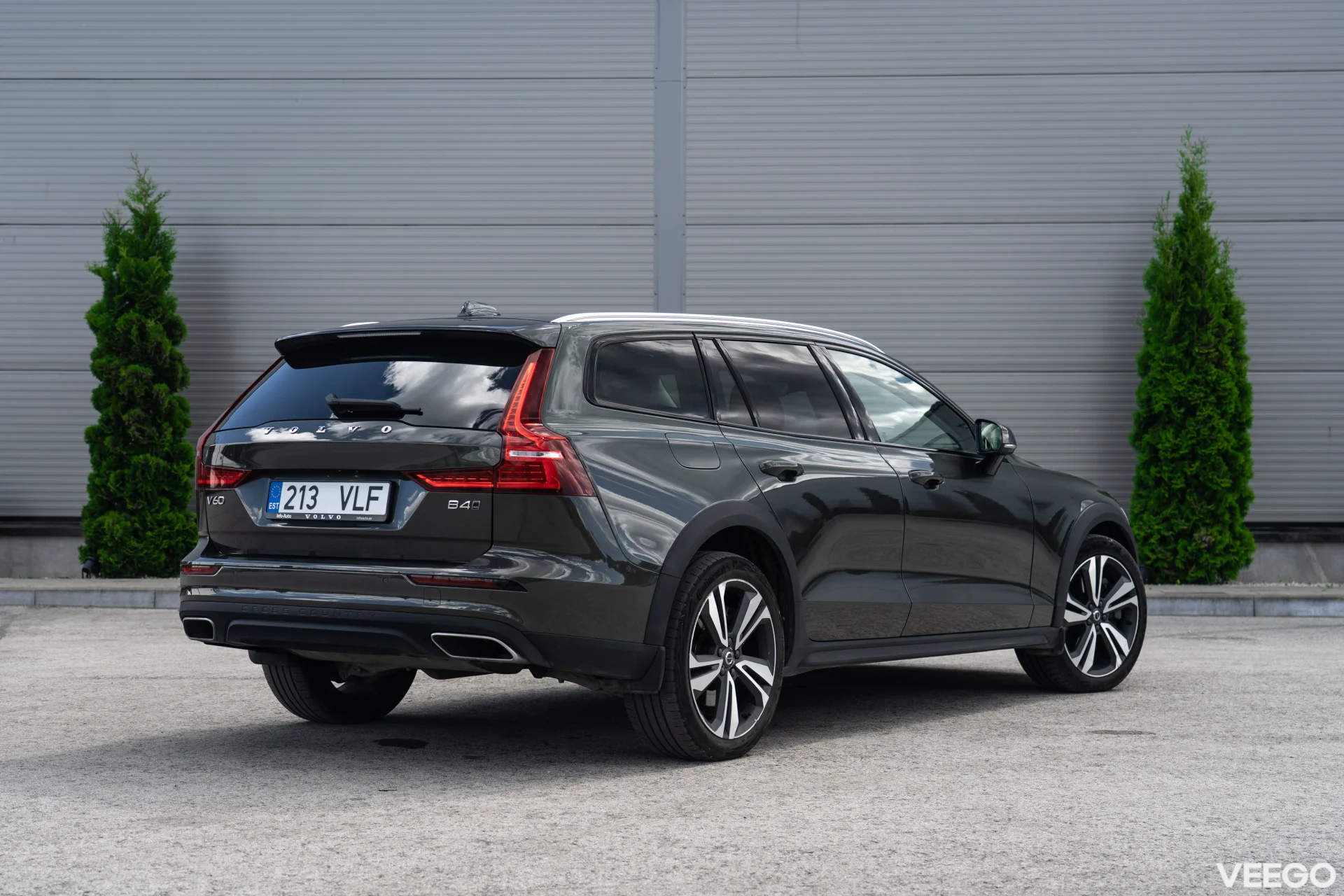 Volvo V60 Cross Country 2.0 145kW