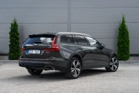 Volvo V60 Cross Country 2.0 145kW thumbnail