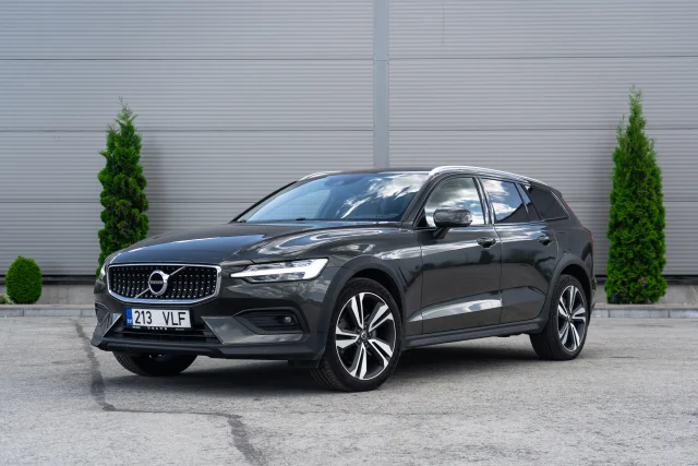 Image of Volvo V60 Cross Country 2.0 145kW