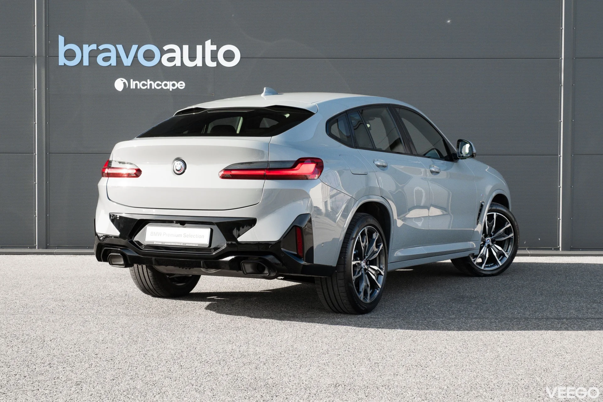 BMW X4 xDrive20i MHEV M-Sportpakett 2 135kW