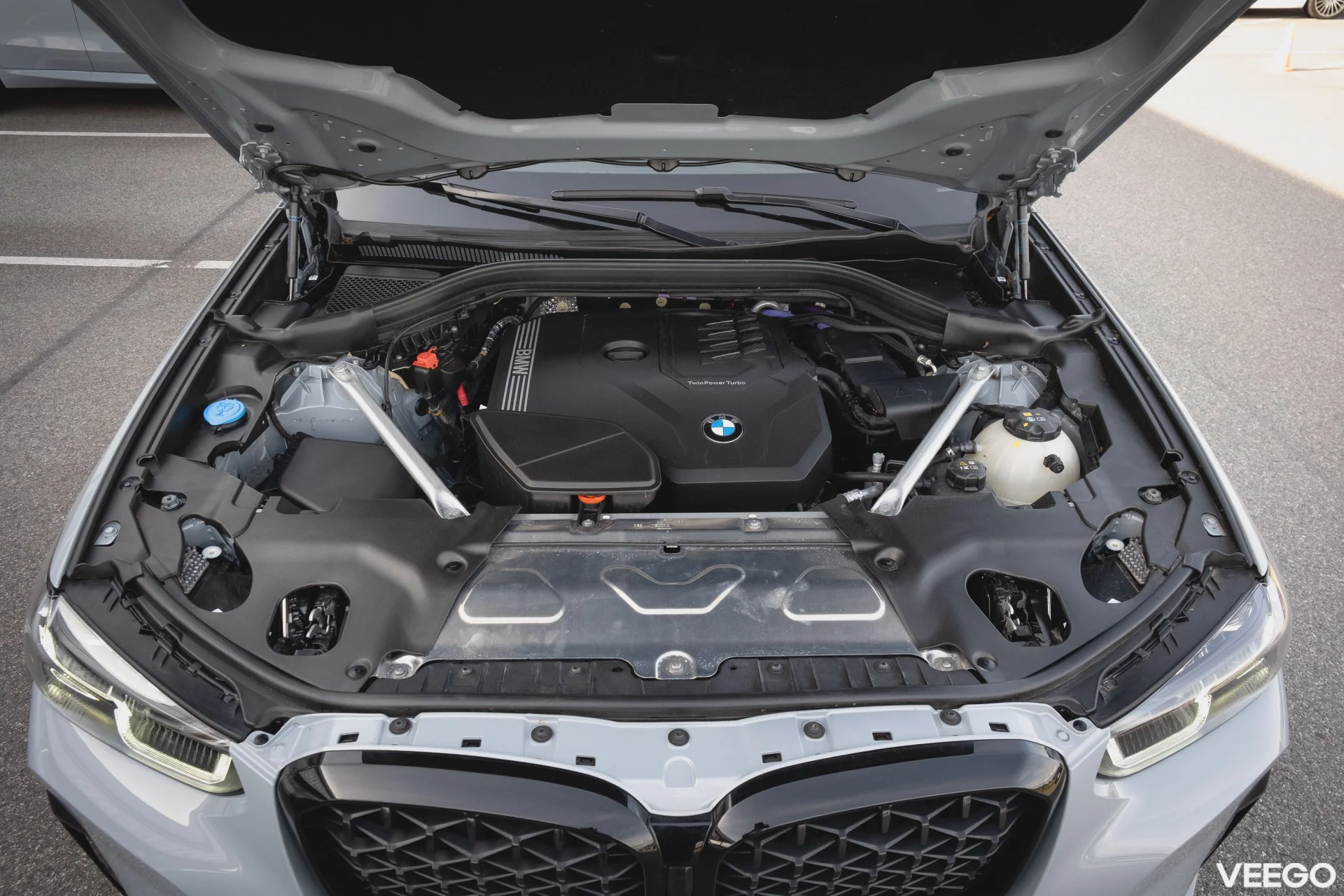BMW X4 xDrive20i MHEV M-Sportpakett 2 135kW