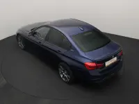 BMW 330 2 135kW thumbnail