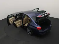 BMW 330 2 135kW thumbnail