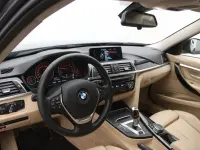 BMW 330 2 135kW thumbnail