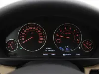 BMW 330 2 135kW thumbnail