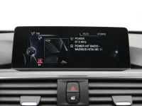 BMW 330 2 135kW thumbnail