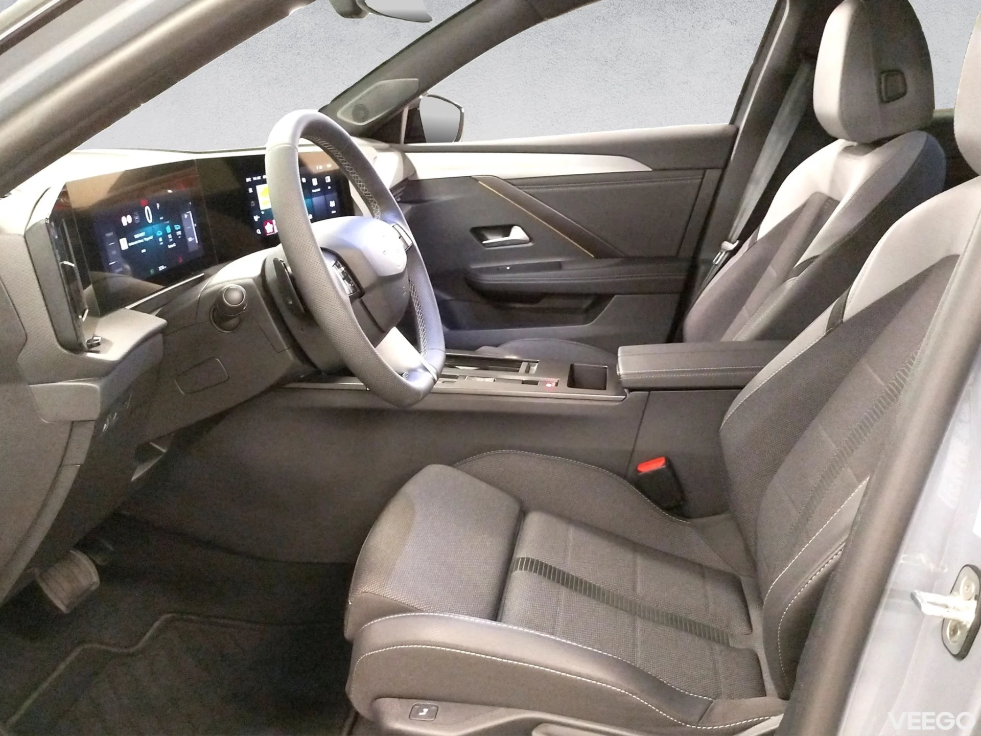Opel ASTRA SPORTS TOURER ST Edition BlueHDi 130 AT8 100kW