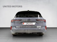 Opel ASTRA SPORTS TOURER ST Edition BlueHDi 130 AT8 100kW thumbnail
