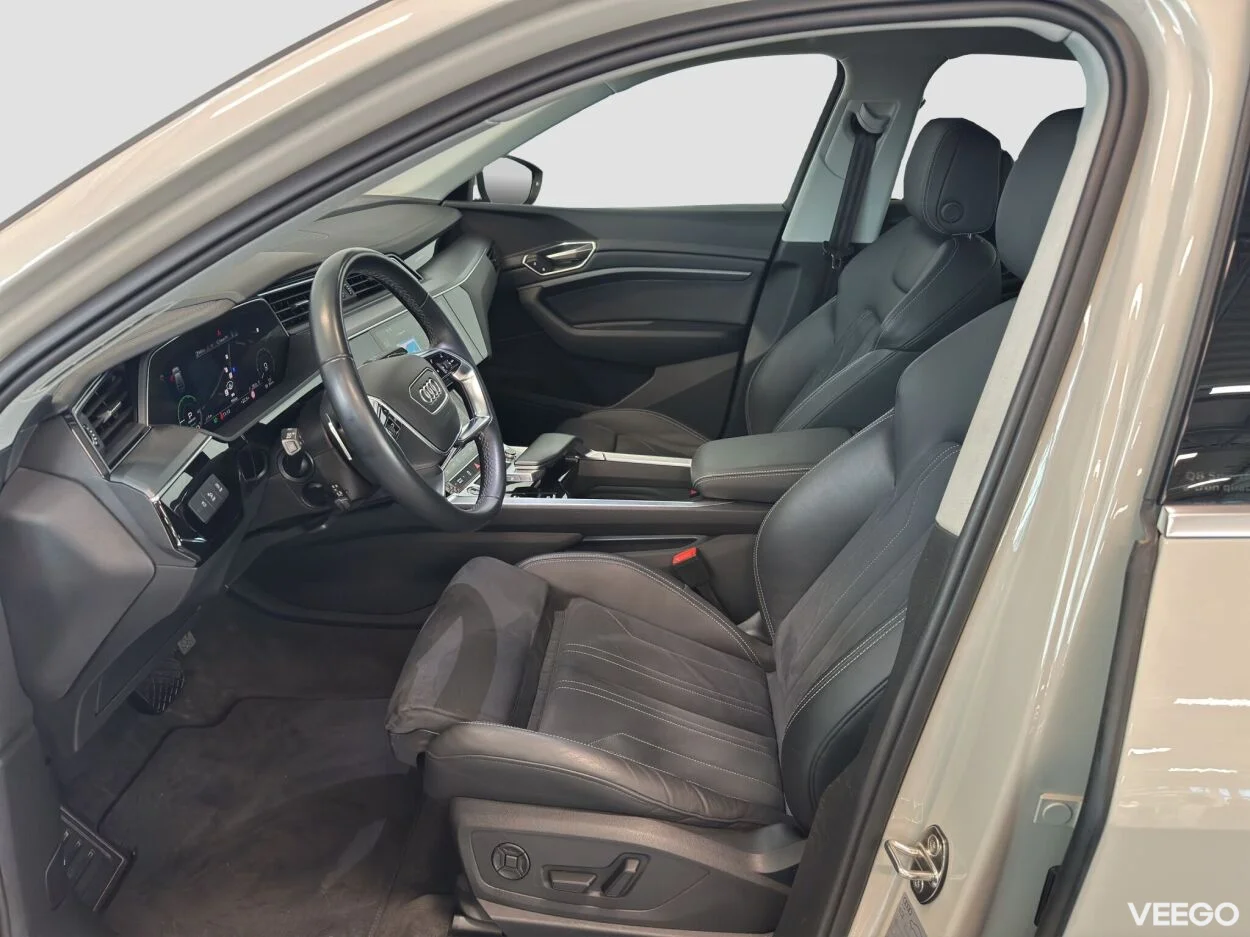 Audi Q8 e-tron 158kW