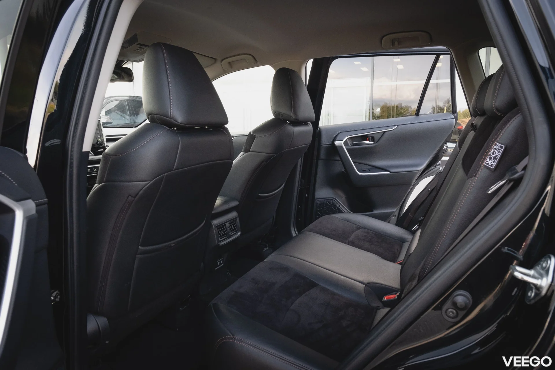 Toyota RAV4 Luxury Plus 2 129kW