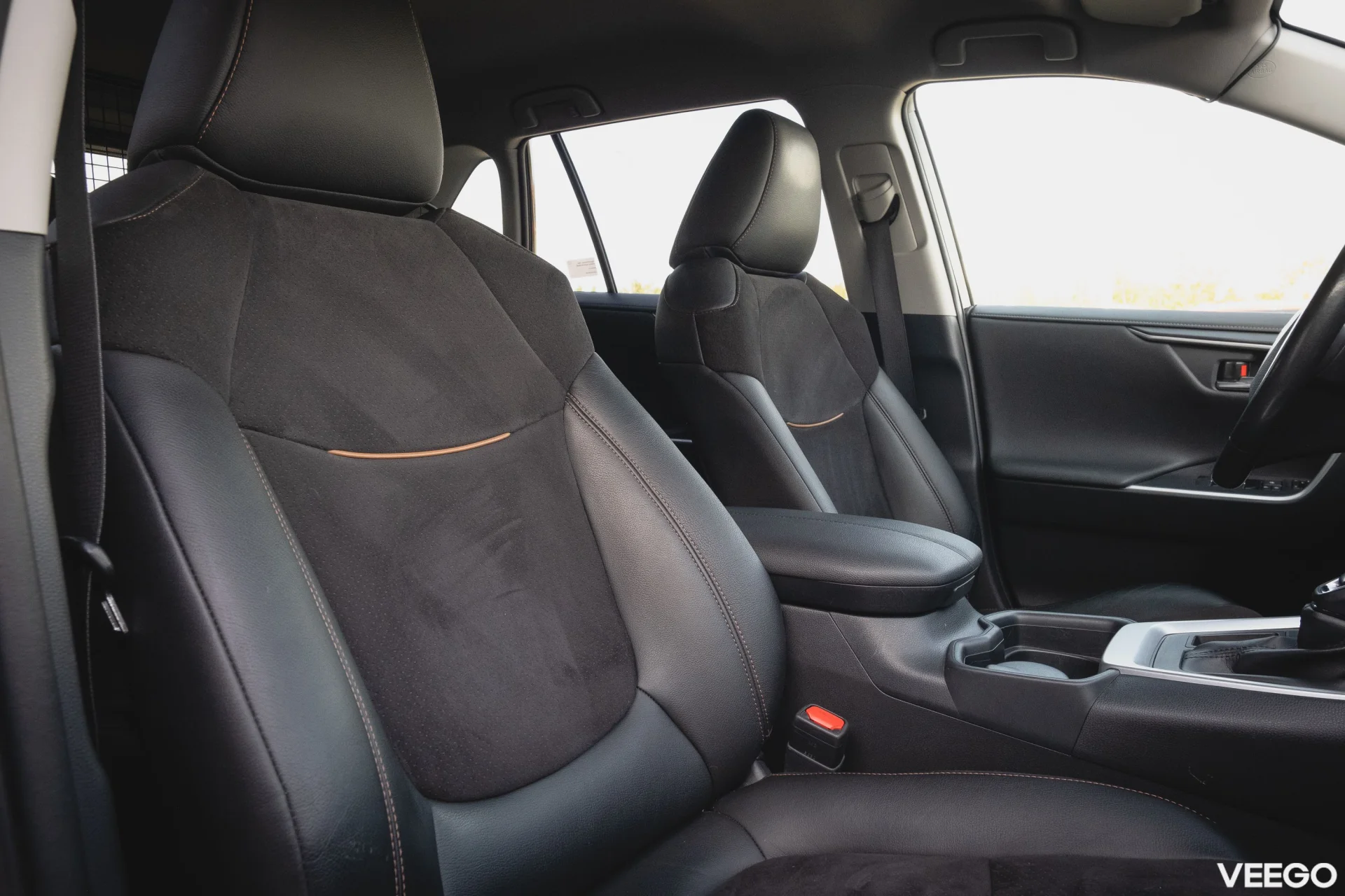 Toyota RAV4 Luxury Plus 2 129kW
