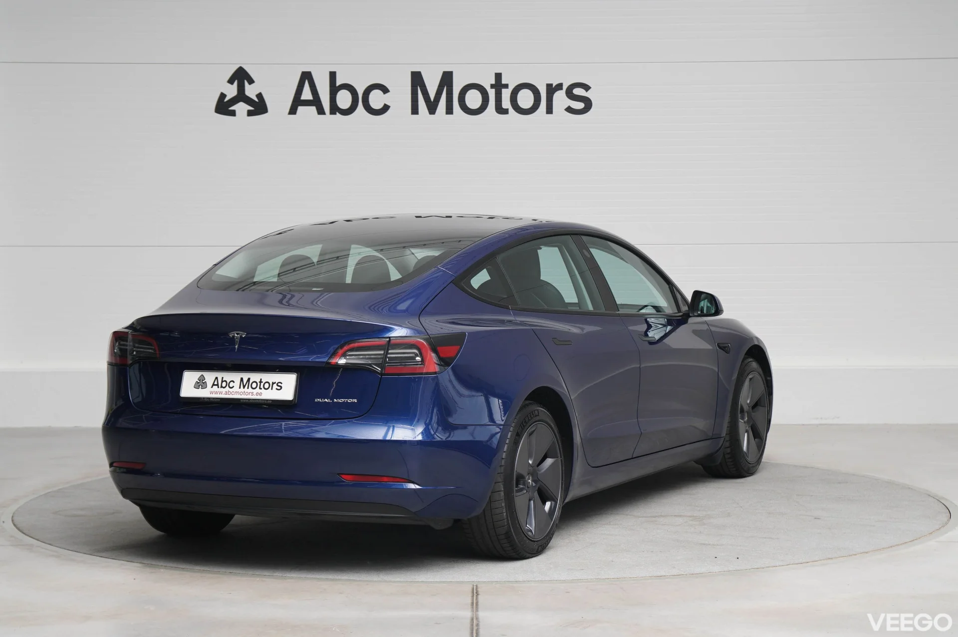 Tesla Model 3 Long Range AWD Dual Motor 366kW